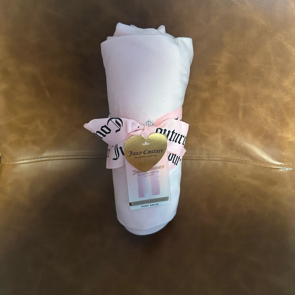 Juicy Couture Pink Velvet Fleece Pants - Picture 4 of 5